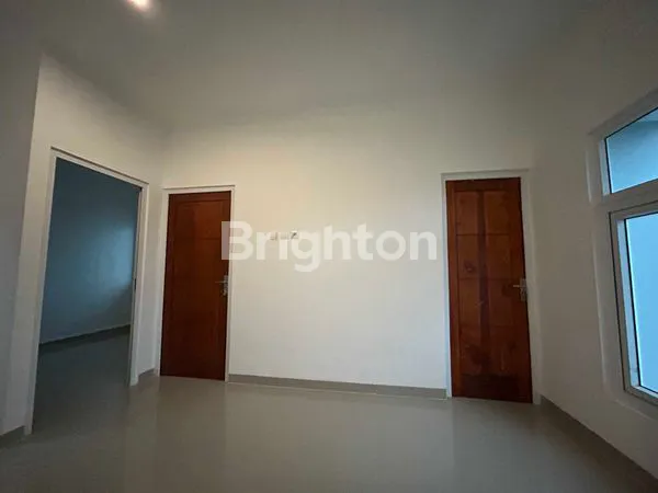 image RUMAH SIAP HUNI 2 LANTAI DI CIBINONG, TANPA DP! (5)