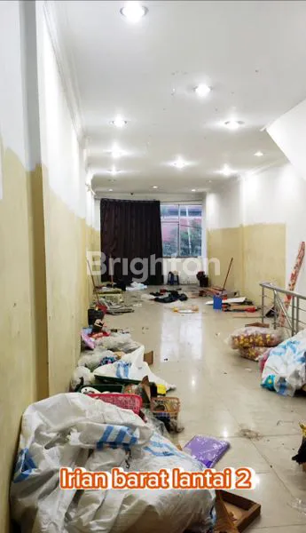 image RUKO STRATEGIS DI JL IRIAN BARAT, 3 LANTAI, LT 107M² (5)