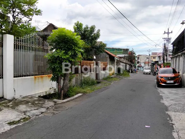 image RUMAH STRATEGIS DI SOLO, DEKAT PASAR GEDE & SHM (3)