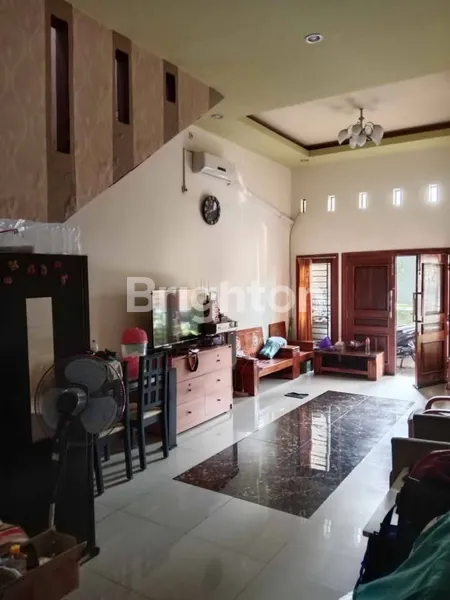 image RUMAH SIAP HUNI MEDAYU SENTOSA 2 LANTAI STRATEGIS DEKAT UPN (3)