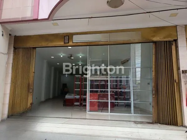 image DISEWAKAN RUKO STRATEGIS MARGAHAYU PROYEK – BEKASI TIMUR  LOKASI SANGAT STRATEGIS, AREA RAMAI, DAN COCOK UNTUK BERBAGAI JENIS USAHA. (1)