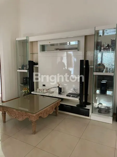 image RUMAH SIAP HUNI DI KOMPLEK PERUMAHAN EXCLUSIVE (2)