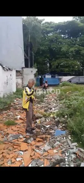 image *DIJUAL  MURAH SEKALI TANAH SALAM GANG LEWAT MOTOR DI MANGGA BESAR, JAKARTA BARAT..*\N(KODE RMRG2918)\N\N (4)