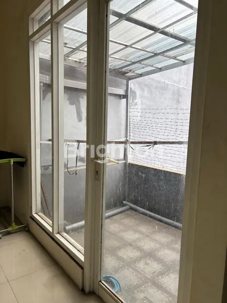 image RUMAH KOST 10 KAMAR STRATEGIS DI MERJOSARI  (6)