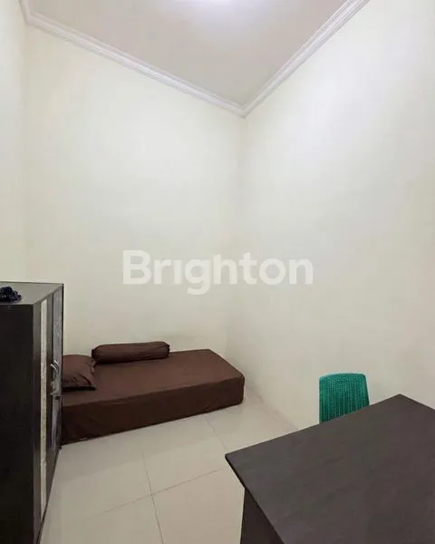 image RUMAH KOST 10 KAMAR STRATEGIS DI MERJOSARI  (5)