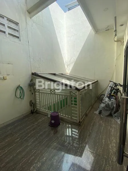 image RUMAH DI WISMA LIDAH KULON SEMI FURNISH (7)