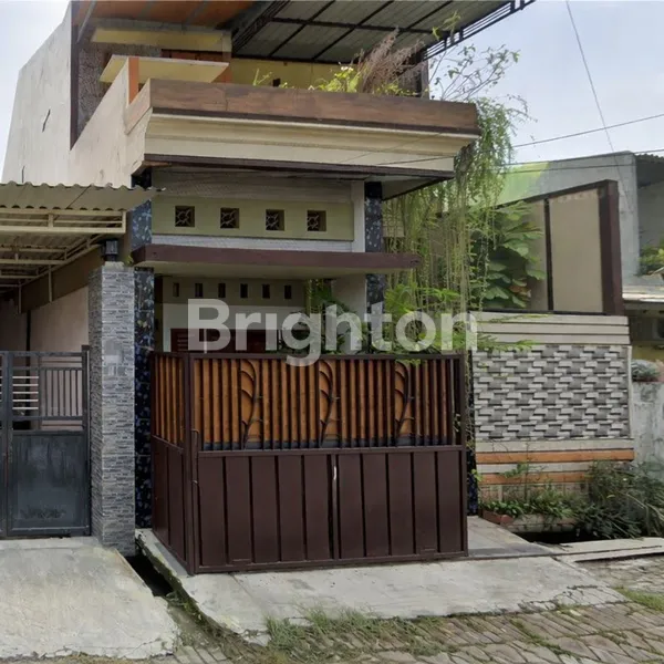 image RUMAH SIAP HUNI MEDAYU SENTOSA 2 LANTAI STRATEGIS DEKAT UPN (1)