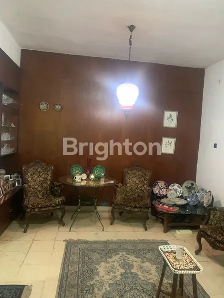 image RUMAH KLASIK KEBAYORAN BARU JAKARTA SELATAN (2)