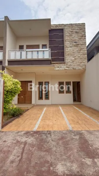 image RUMAH MEWAH 2 LANTAI DI CIMANGGIS, LT 185 LB 190 (1)