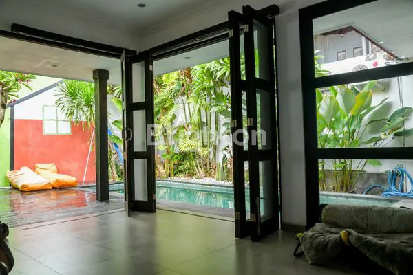 image VILLA IN  SANUR . TAKE 5 MINUTE TO THE BEACH BY MOTORBIKE (2)
