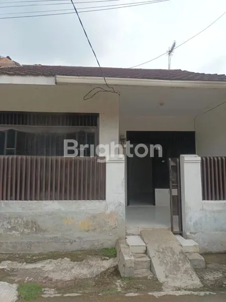 image RUMAH SIAP HUNI DI CIOMAS BOGOR (1)
