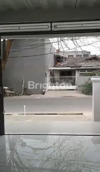 image TOKO STRATEGIS SIAP USAHA DEKAT PASAR MODERN KARAWACI TANGERANG (6)