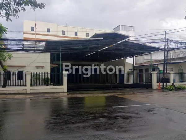 GUDANG DAN KANTOR DI SEWAKAN KARAWACI TANGERANG
