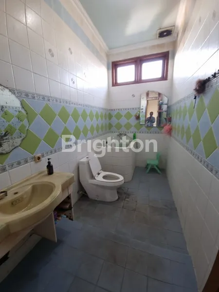 image RUMAH MEWAH FOR SALE DI KRATON BANGKALAN MADURA (8)