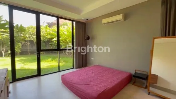 image VILLA EKSKLUSIF 4 KT DEKAT PANTAI GUMICIK, GIANYAR (5)