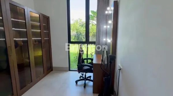 image VILLA EKSKLUSIF 4 KT DEKAT PANTAI GUMICIK, GIANYAR (8)