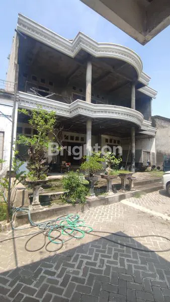 image RUMAH DAN TEMPAT USAHA  (2)