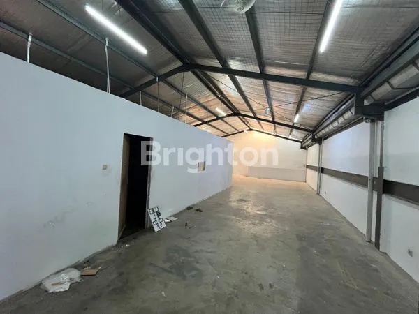 image GUDANG STRATEGIS DI ELANG LAUT, PIK, 3 LANTAI & LIFT (6)