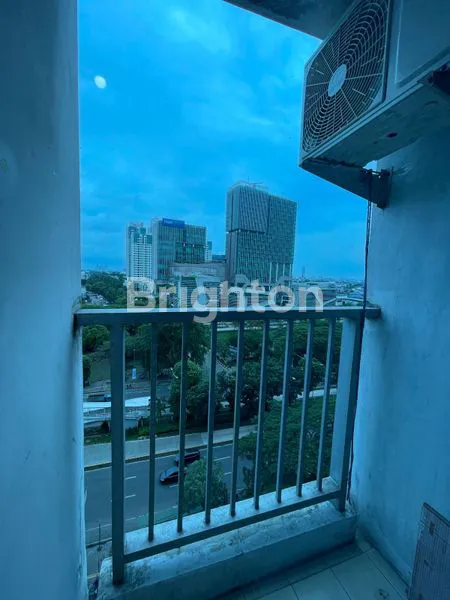 image DIJUAL APARTEMEN TIPE STUDIO FULLY FURNISHED DI DEPAN KELAPA GADING (2)