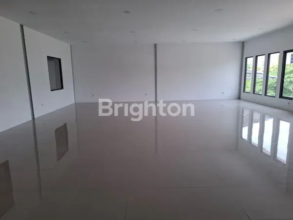 image GUDANG DI AREA STRATEGIS PERGUDANGAN LIPPO CIKARANG (5)