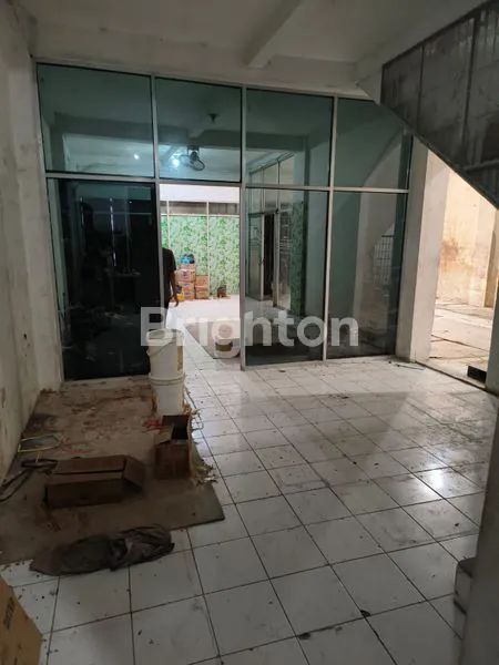 image DISEWAKAN RUKO STRATEGIS 3 LANTAI JL. BARU PERJUANGAN (2)