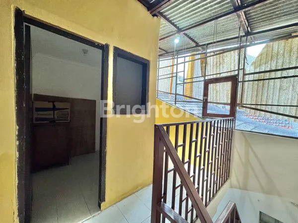 image RUMAH 1.5 LANTAI ROW 1 MOBIL DEKAT MAL CENTRAL PARK DI TANJUNG DUREN JAKARTA BARAT (7)