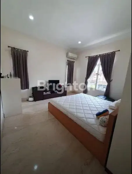 image RUMAH MEWAH DI LIPPO KARAWACI CENTRAL (7)