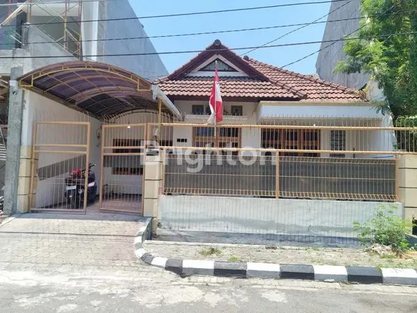 image HITUNG TANAH TERAWAT ROW 3. DHARMAHUSADA MAS,MULYOSARI,BABATAN PANTAI MENTARI,MANYAR TIRTOYOSO,PAKUWON CITY PURI ASRI GRIYA ASRI,KERTAJAYA INDAH,WISMA PERMAI BARAT,RAYA KENJERAN,LEBAK ARUM,UNAIR,ITS,AL AZHAR,MUHAMMADIYAH,WISMA MUKTI,KLAMPIS ANOM (1)