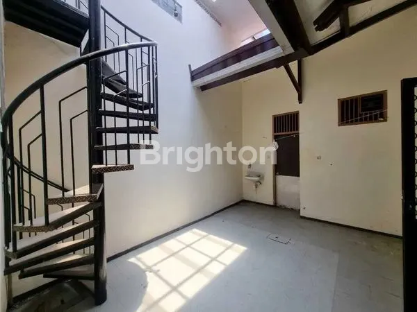 image HITUNG TANAH TERAWAT ROW 3. DHARMAHUSADA MAS,MULYOSARI,BABATAN PANTAI MENTARI,MANYAR TIRTOYOSO,PAKUWON CITY PURI ASRI GRIYA ASRI,KERTAJAYA INDAH,WISMA PERMAI BARAT,RAYA KENJERAN,LEBAK ARUM,UNAIR,ITS,AL AZHAR,MUHAMMADIYAH,WISMA MUKTI,KLAMPIS ANOM (6)