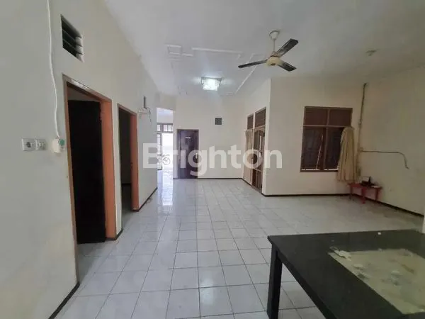 image HITUNG TANAH TERAWAT ROW 3. DHARMAHUSADA MAS,MULYOSARI,BABATAN PANTAI MENTARI,MANYAR TIRTOYOSO,PAKUWON CITY PURI ASRI GRIYA ASRI,KERTAJAYA INDAH,WISMA PERMAI BARAT,RAYA KENJERAN,LEBAK ARUM,UNAIR,ITS,AL AZHAR,MUHAMMADIYAH,WISMA MUKTI,KLAMPIS ANOM (5)