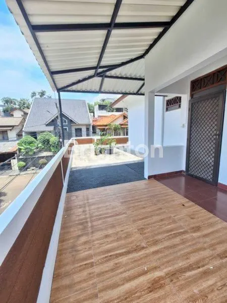 image DI JUAL RUMAH CANTIK SIAP HUNI (4)