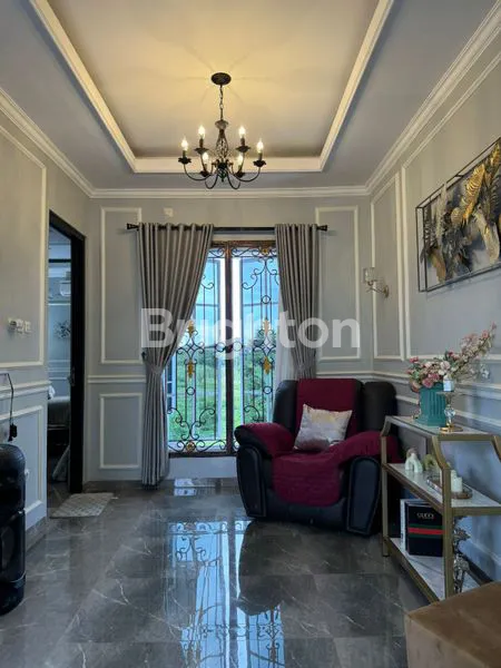 image TOWN HOUSE CANTIK VIEW GN SALAK (2)