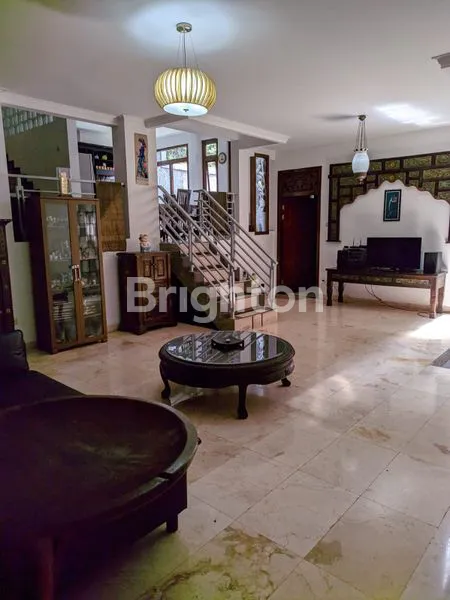 image RUMAH BESAR 5 KT DI PONDOK HIJAU, BANDUNG (5)