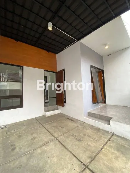 image RUMAH BARU MODERN 2 LT SIAP HUNI LOKASI STRATEGIS DI SUKUN KOTA MALANG DEKAT UNIV KANJURUHAN (2)