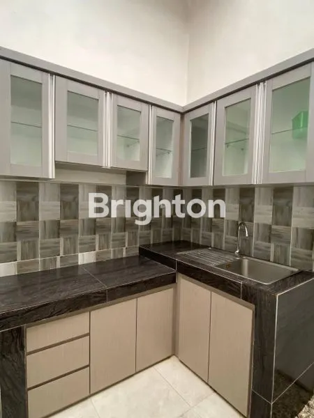 image RUMAH BARU MODERN 2 LT SIAP HUNI LOKASI STRATEGIS DI SUKUN KOTA MALANG DEKAT UNIV KANJURUHAN (5)