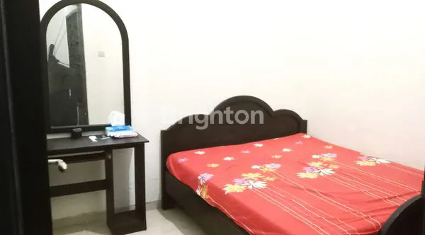 image RUMAH SULFAT JARANG ADA SATPAM 24 JAM FULL FURNISHED  (3)