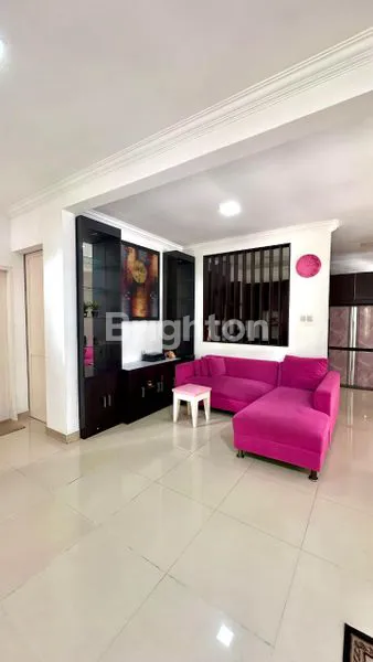 image RUMAH CANTIK BSD, 3KT FULL FURNISH, LT 166M² (4)