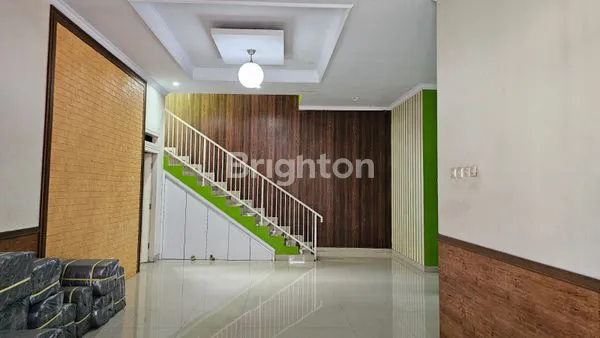 image RUMAH MEWAH 164 M², 5 KT, HOOK & AKSES EMAS (3)