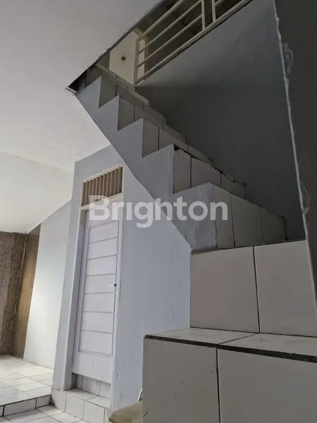 image RUMAH STRATEGIS DEKAT STASIUN WHOOSH, LT 100M² (4)