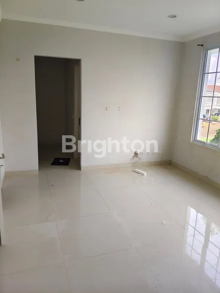 image RUMAH MEWAH SIAP HUNI DI WATERFRONT CITY,TANJUNG BUNGA (5)