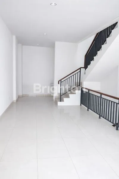image RUKO 3 LANTAI DI NORTHRIDGE BSD, LOKASI PRIME & HIGH TRAFFIC (4)