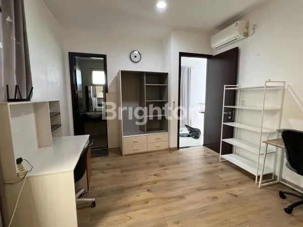 image DIJUAL / DISEWAKAN RUMAH HOOK ACACIA CLUSTER PIANO GOLF ISLAND – FULL FURNISHED\N (6)