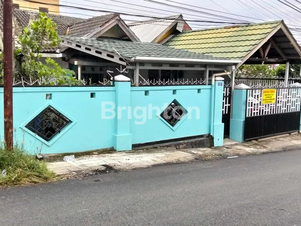 image SEWA RUMAH LUAS 320M² DI LOKASI PREMIUM BALIKPAPAN (4)