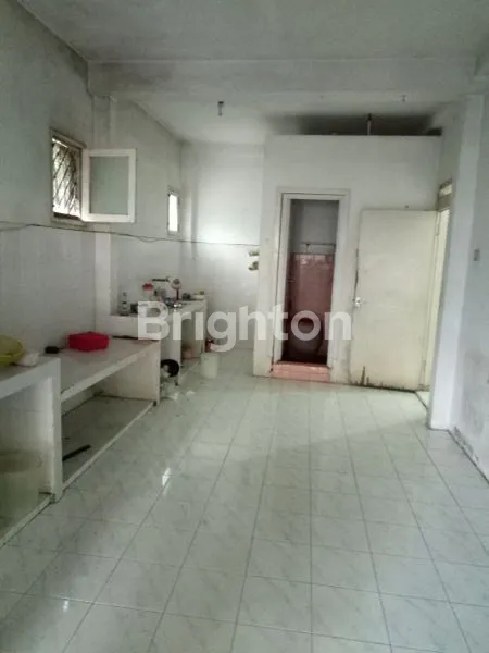image RUMAH DIJUAL DI PERUMAHAN SRIKANDI (8)