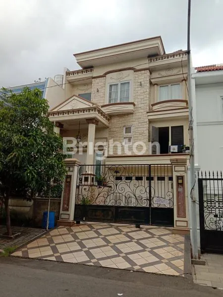 image DIJUAL RUMAH MEWAH PANTAI INDAH KAPUK – FULL FURNISHED, PRIVATE POOL, SIAP HUNI (1)