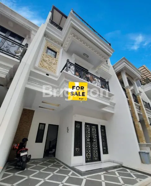 image DIJUAL RUMAH BARU DI CILANDAK (1)