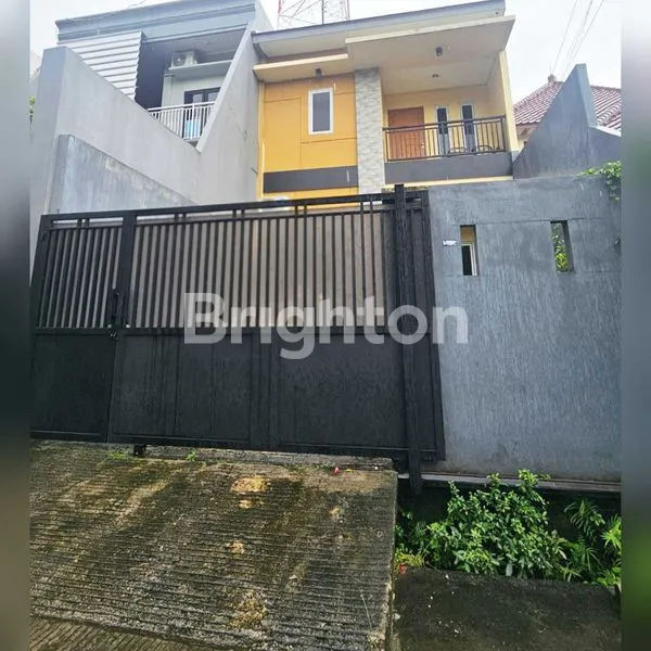 image RUMAH ASRI JOGLO KEMBANGAN JAKARTA BARAT 2 LANTAI SIAP HUNI (1)