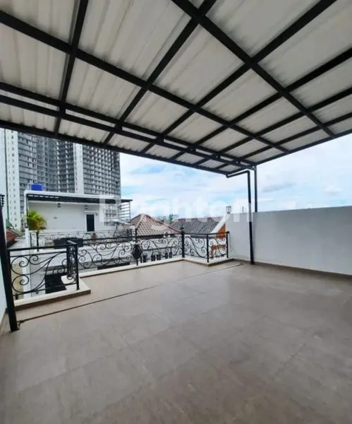 image DIJUAL RUMAH BARU DI CILANDAK (2)