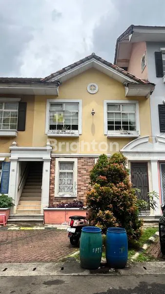 image RUMAH MODERN TOWNHOUSE SIAP HUNI LIPPO KARAWACI (1)