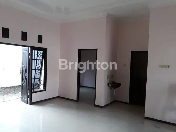 image RUMAH DI LINGKUNGAN NYAMAN STRATEGIS DEKAT KOTA & EXIT TOLL ISTANA MENTARI (5)